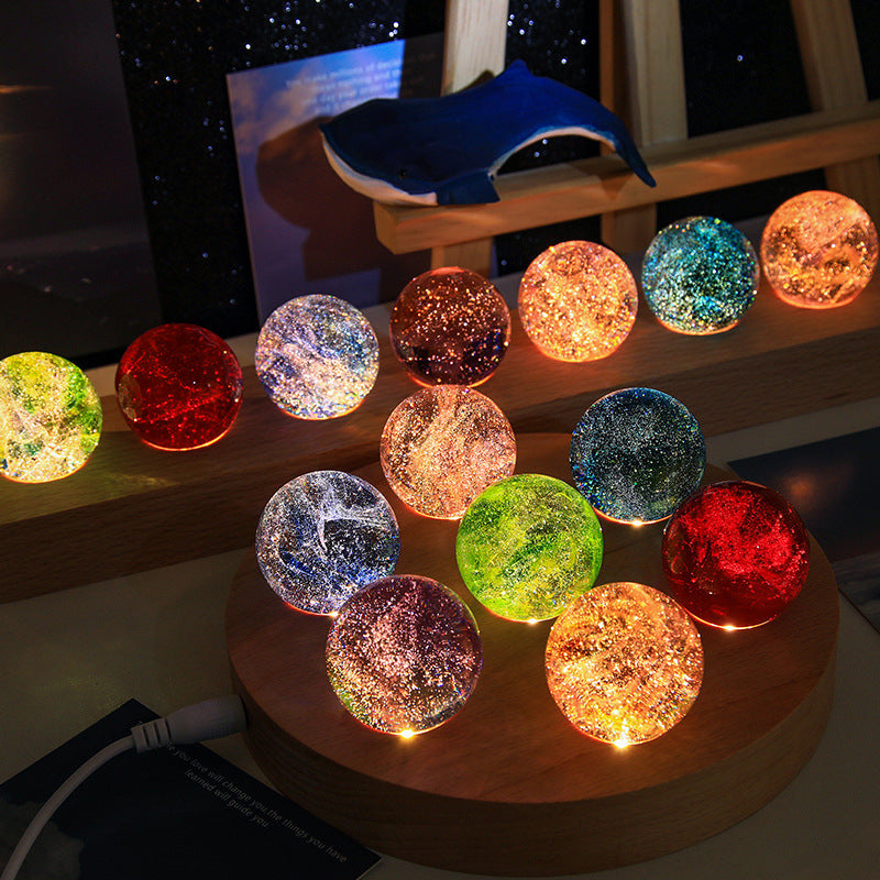 Esferas de Cristal Brillantes – Decoración de Escritorio con Cuentas de Vidrio Coloridas y Luz Nocturna